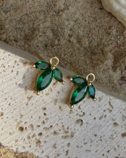 עגיל צמוד לוטוס