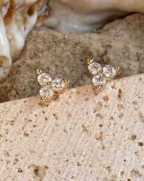 עגיל צמוד פרח זרקונים