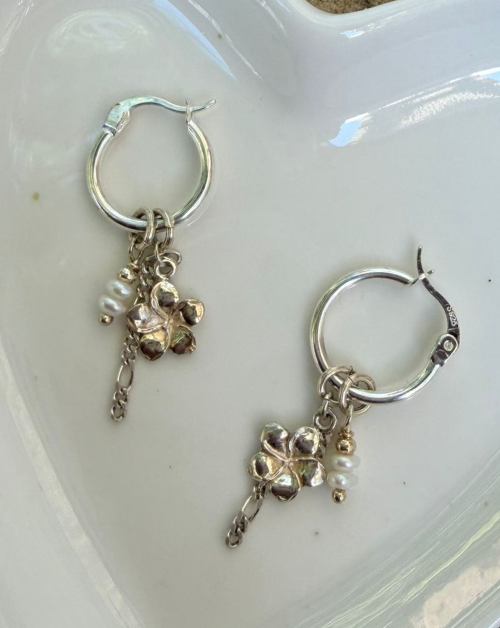 עגיל כסף בר צ'ארמים