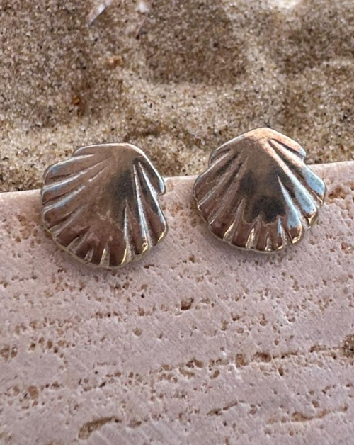 עגיל צמוד צדף עדין כסף