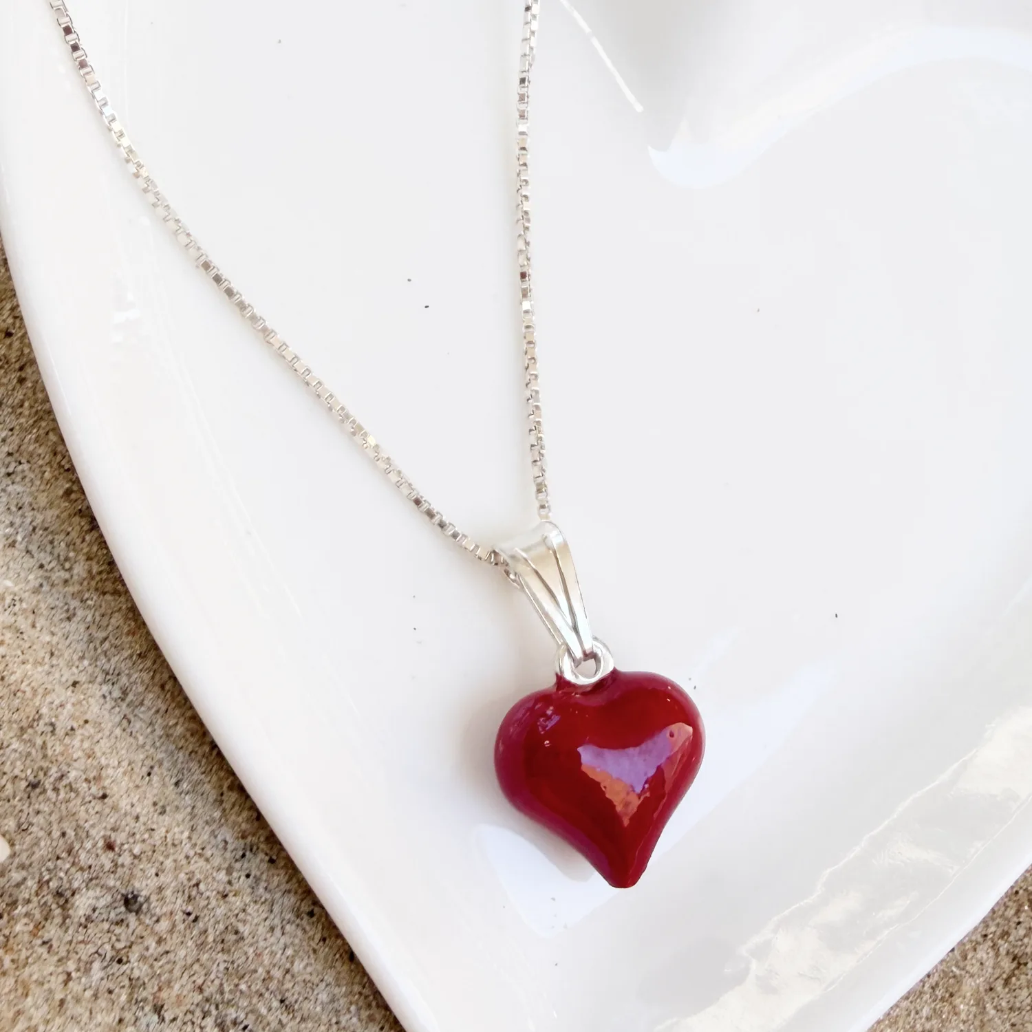 שרשרת לב אדום גדול (כסף 925)